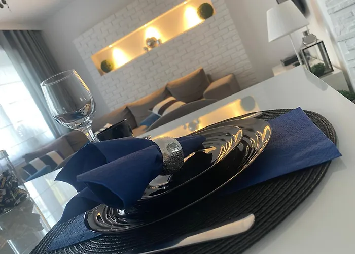 Nowa Apartament - Komfortowe 61M2 - 3 Pokoje, Garaz, Klimatyzacja