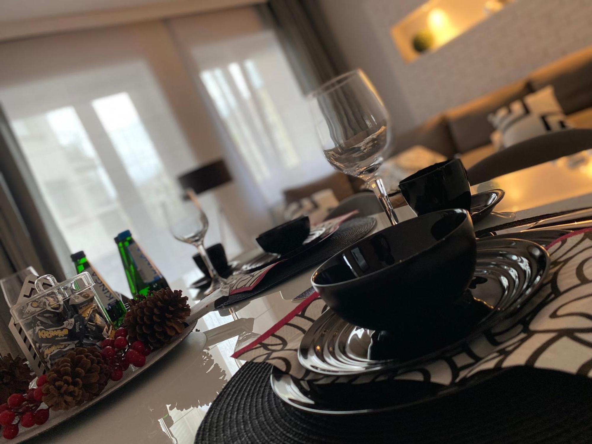 Apartment Nowa - Komfortowe 61m2 - 3 Pokoje, Garaz, Klimatyzacja